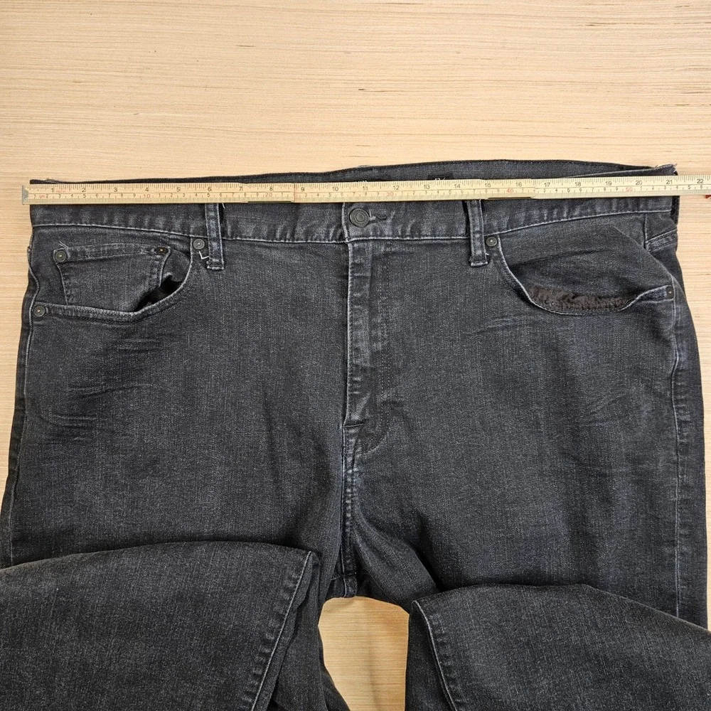 Lucky Brand Jeans Mens 42x30 Black 410 Athletic Slim Denim Pants Casual Comfort